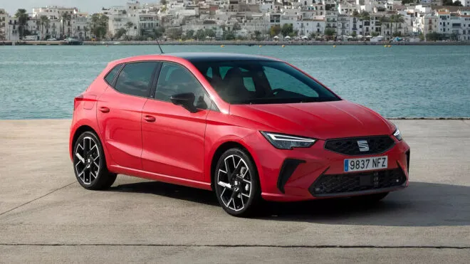 Makyajlı Seat Ibiza ve Arona görücüye çıkarıldı