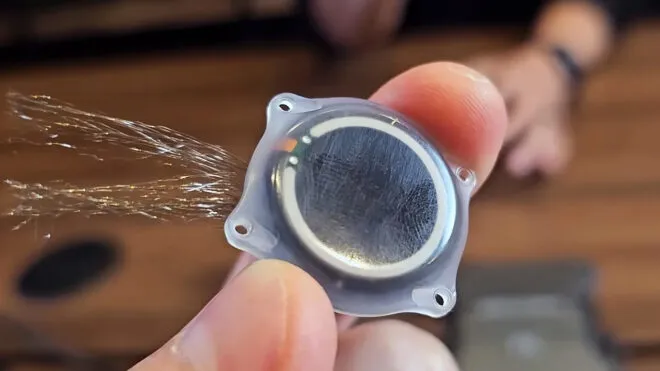 Neuralink beyin implantı takılan ALS hastası Bradford Smith, sadece düşünerek video düzenledi ve YouTube’da yayınladı