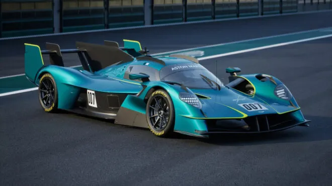 Aston Martin Valkyrie LM: Sadece 10 Kişiye Özel Süper Otomobil!